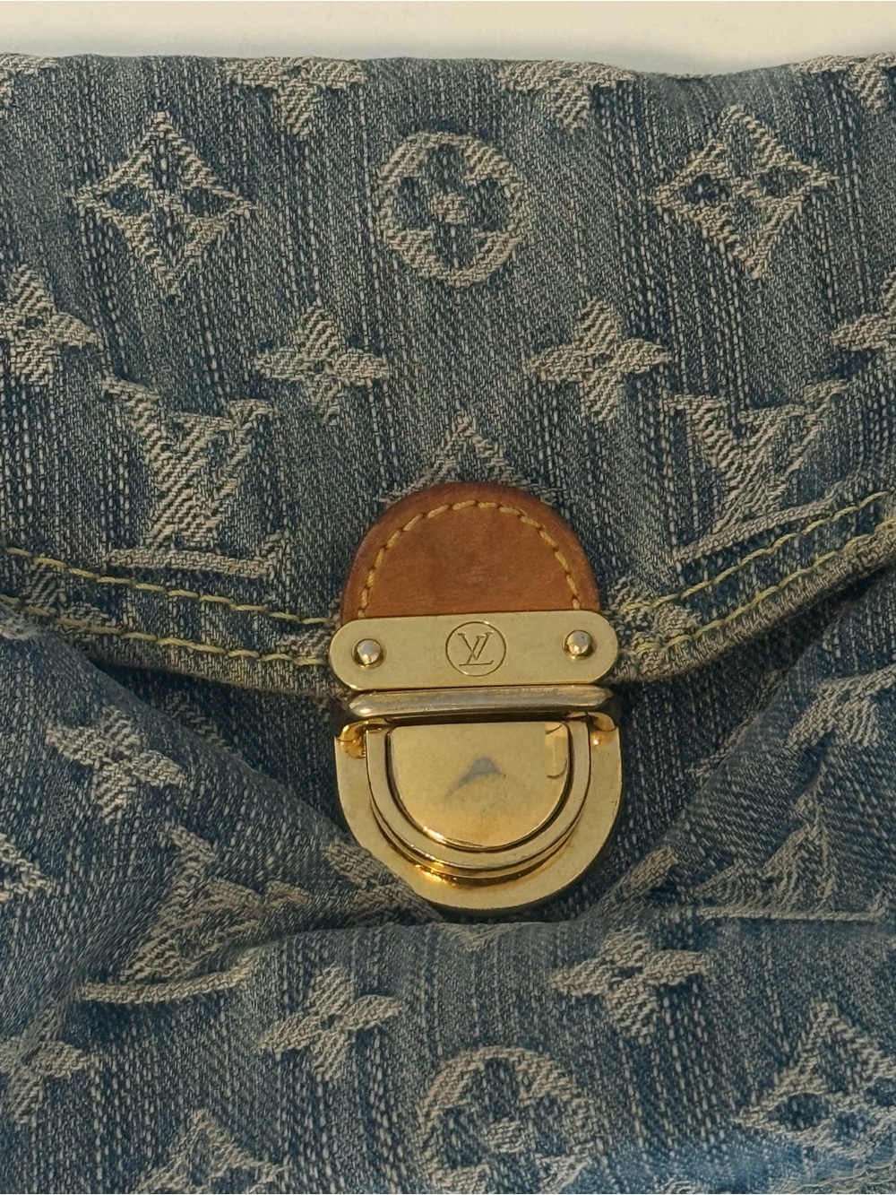 LV Mini Pleaty Denim Bag - Picture 2 of 8